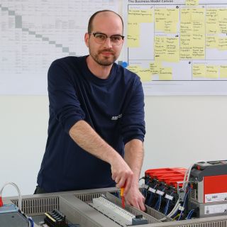 Elektrotechniker des Teams